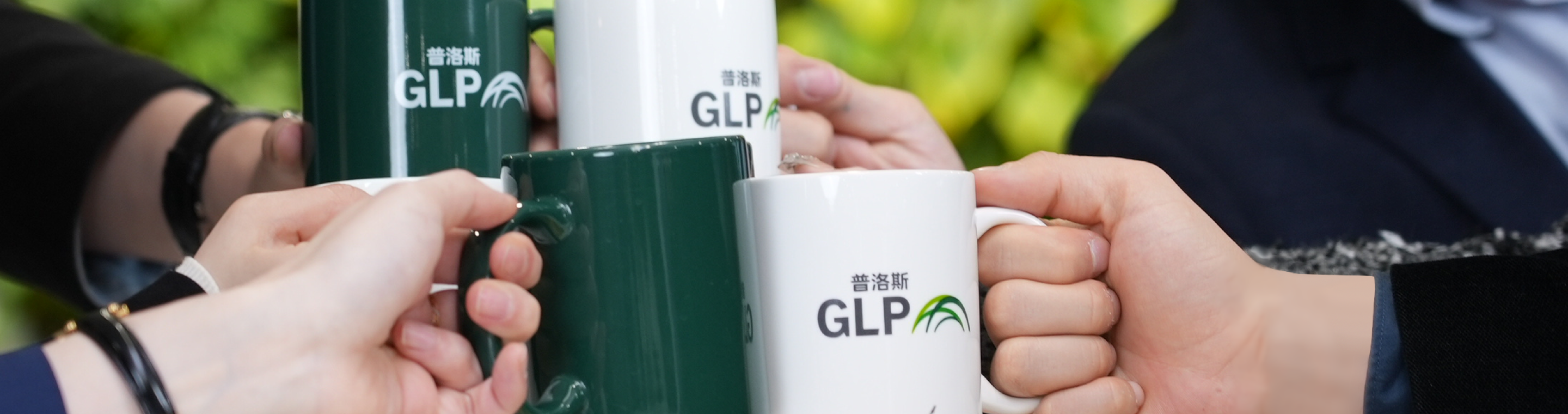 ��� &ndash; Ա������